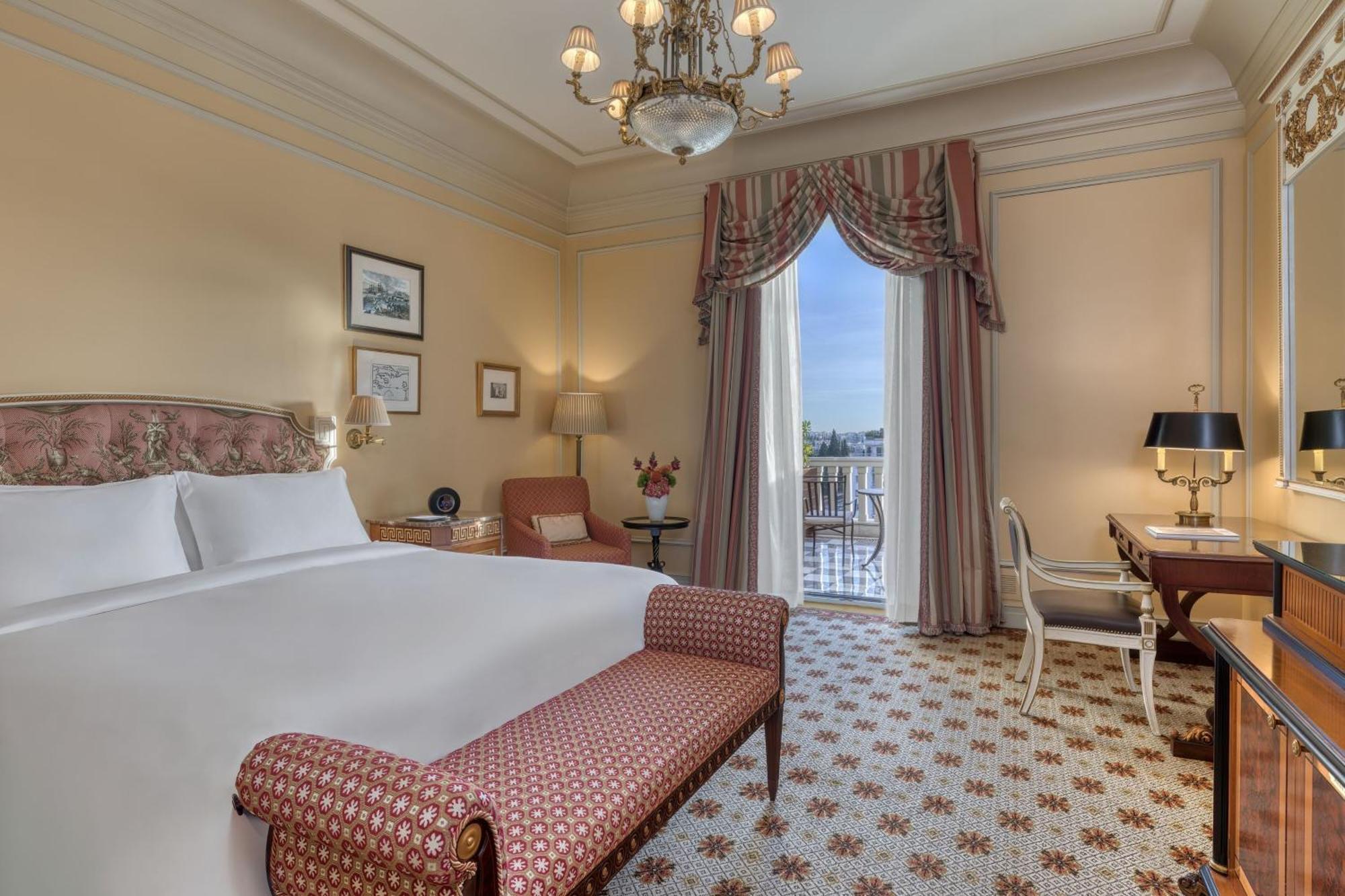 Deluxe Acropolis Guest room 1 King City view High Floor