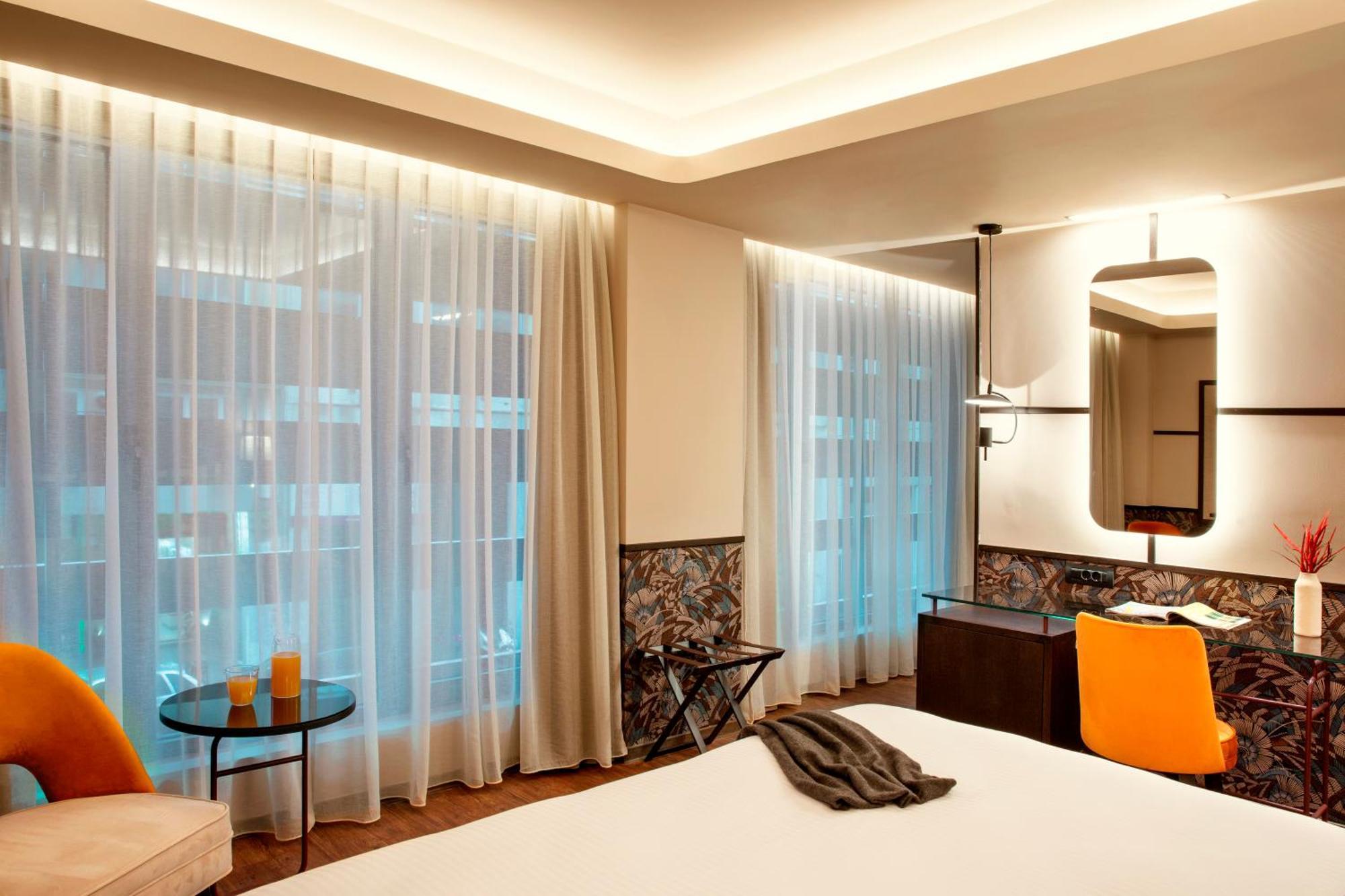 Suite with City View