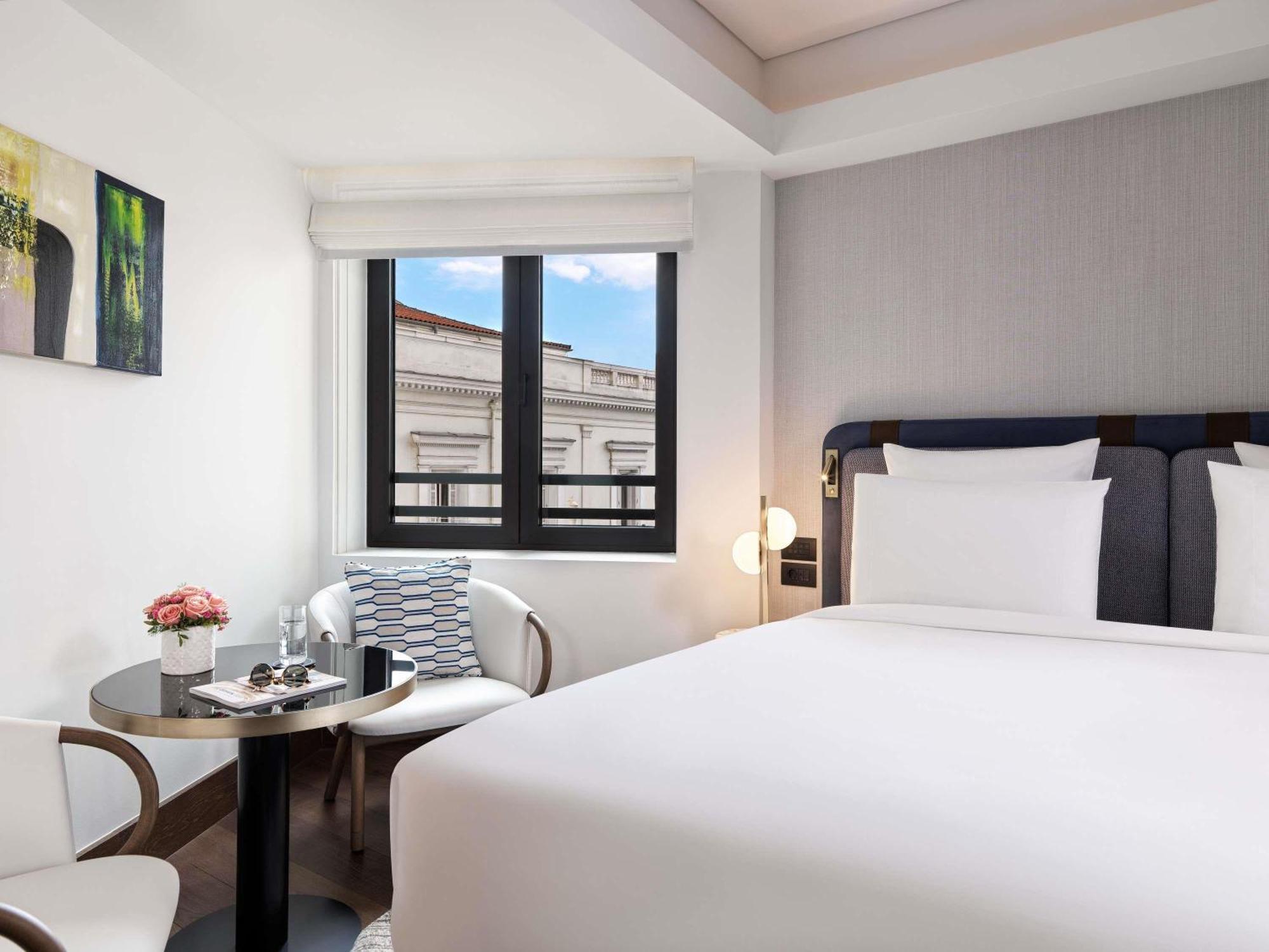 Superior Room with One King Bed or Twin Beds