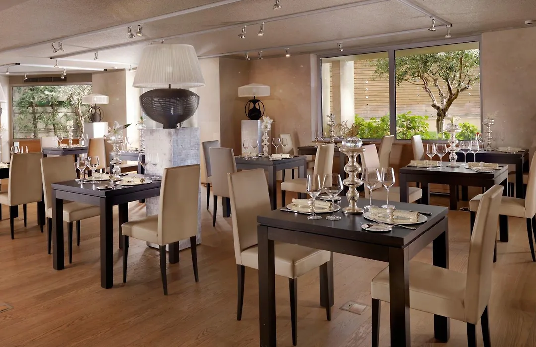 Divani Escape - Adults Only-1